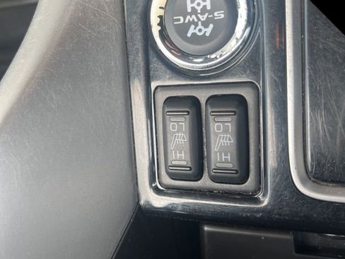 Used 2022 Mitsubishi Eclipse Cross LE image 14