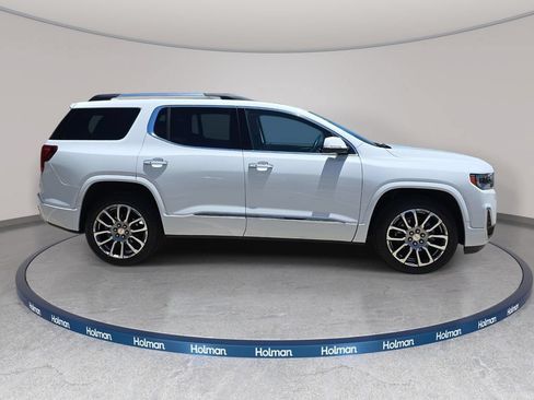 Used 2023 GMC Acadia Denali w/ Denali Ultimate Package AWD/4WD image 5