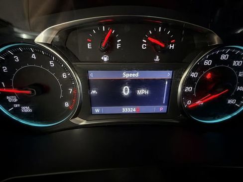 Used 2023 Chevrolet Traverse LT image 15