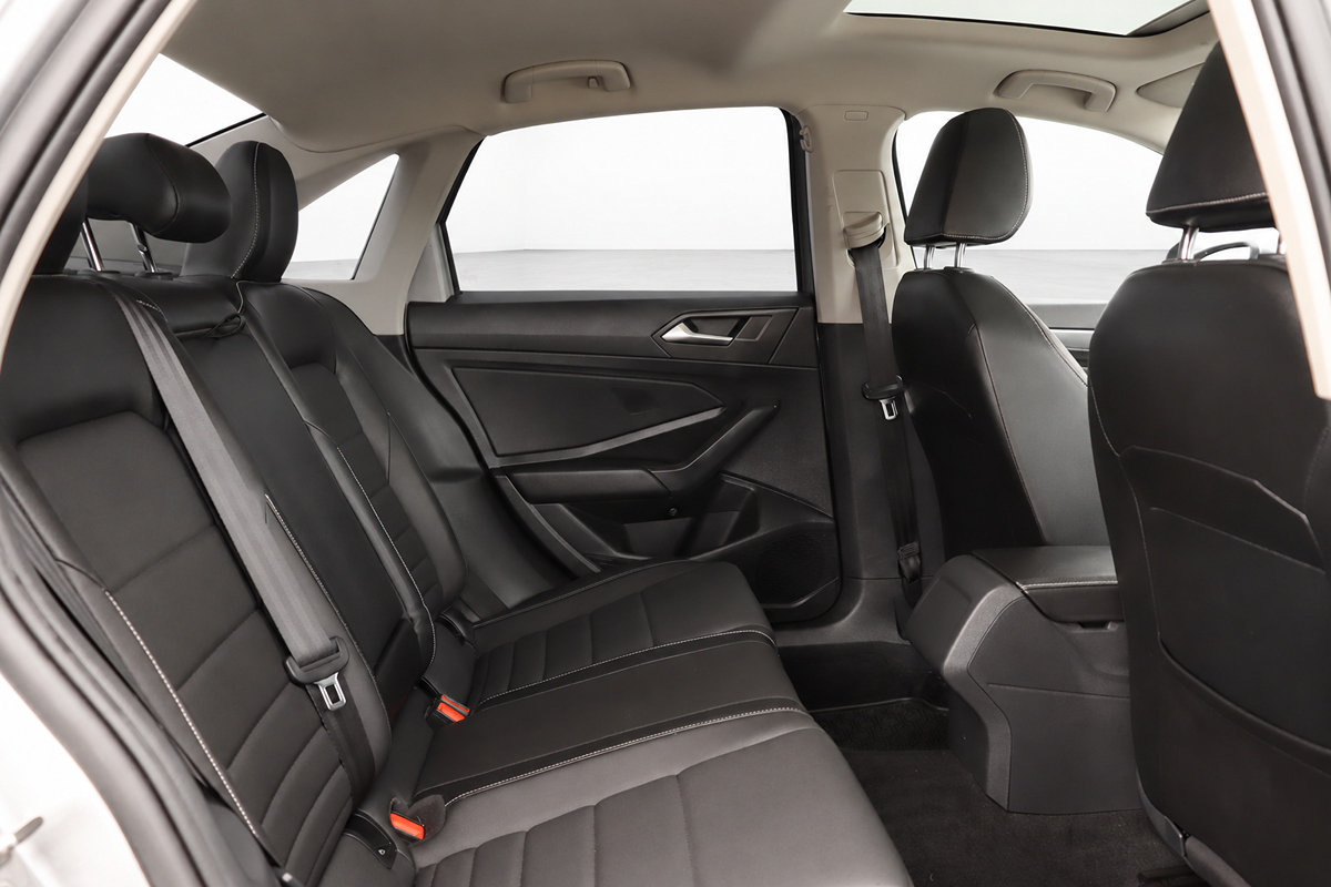 Used 2022 Volkswagen Jetta SE FWD image 14
