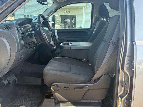 Used 2012 GMC Sierra 3500 SLE AWD/4WD image 10