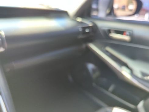 Used 2019 Lexus IS 300 image 8