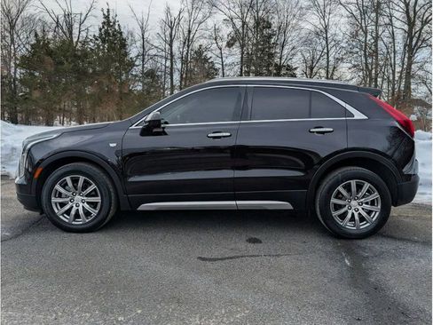 Used 2020 Cadillac XT4 Premium Luxury w/ Driver Awareness Package FWD image 9