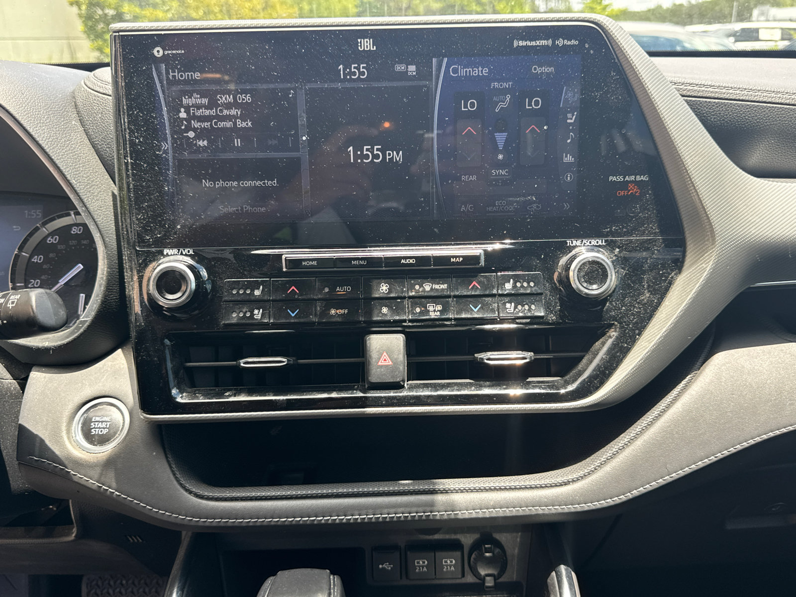Used 2021 Toyota Highlander Platinum AWD/4WD image 29