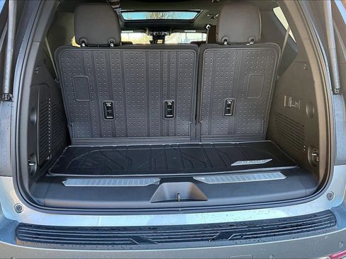 New 2026 Chevrolet Tahoe High Country image 5