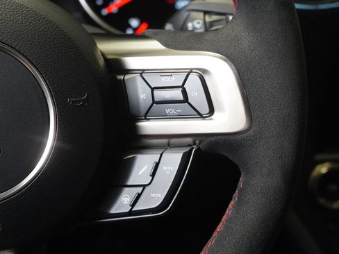 Used 2019 Ford Mustang Shelby GT350R w/ GT350R Equipment Group 920A RWD image 17