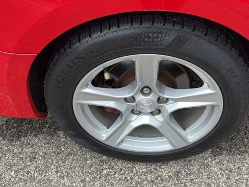 Used 2019 Chevrolet Camaro LT image 24