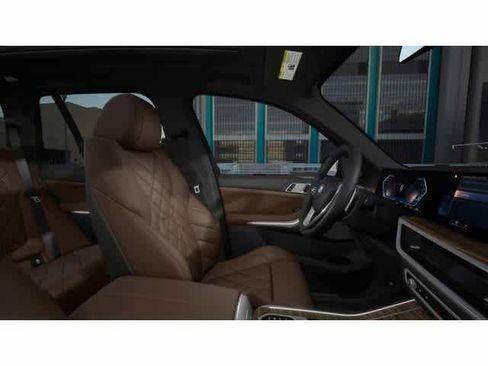 Used 2026 BMW X5 xDrive40i w/ Premium Package image 9
