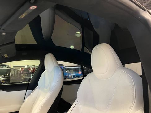 Used 2021 Tesla Model S Plaid AWD/4WD image 23