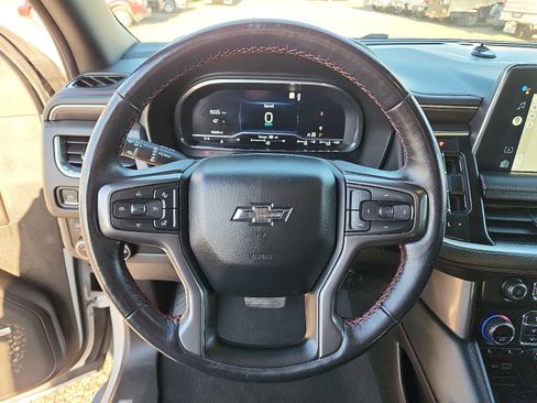 Used 2022 Chevrolet Suburban RST w/ Luxury Package image 19