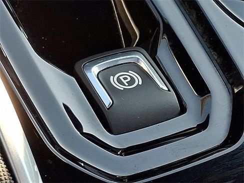 Used 2025 Chevrolet Colorado Z71 w/ Technology Package image 26