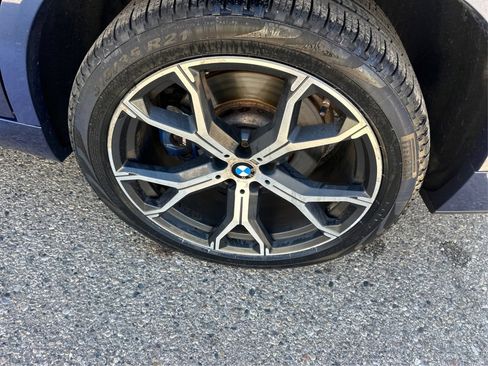 Used 2019 BMW X5 xDrive40i w/ M Sport Package image 22