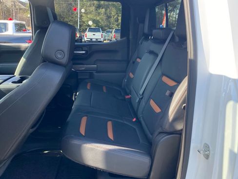 Used 2021 GMC Sierra 1500 AT4 w/ AT4 Premium Package image 6