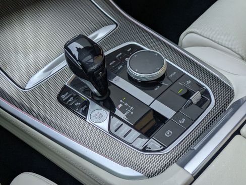 Used 2020 BMW X5 M50i w/ Executive Package image 20