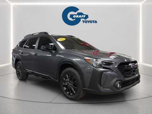 Used 2025 Subaru Outback Onyx Edition XT AWD/4WD image 5