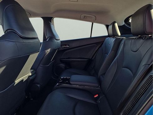 Used 2018 Toyota Prius Prime Advanced image 10