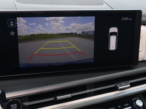 Certified 2025 Hyundai Santa Fe SEL image 27