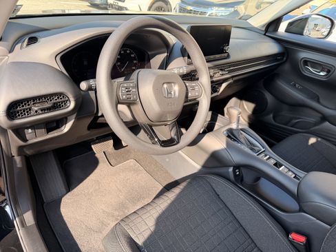 Used 2024 Honda HR-V LX image 13