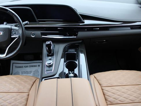 Used 2024 Cadillac Escalade Sport image 34