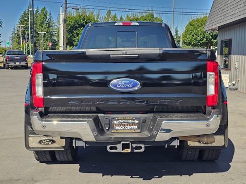 Used 2018 Ford F450 XLT w/ FX4 Off-Road Package AWD/4WD image 4