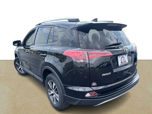Used 2018 Toyota RAV4 XLE w/ Plus Extra Value Package FWD image 6