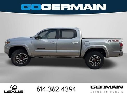 Used 2021 Toyota Tacoma TRD Sport w/ Technology Package image 12