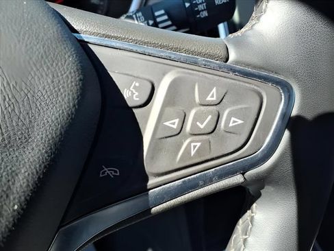 Used 2024 Chevrolet Equinox LT FWD image 20