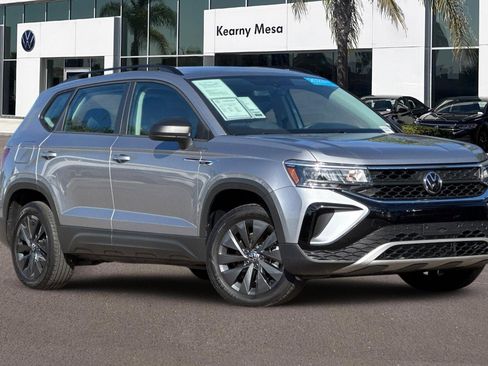 Used 2023 Volkswagen Taos S image 2