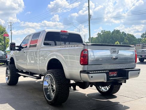 Used 2016 Ford F250 Platinum w/ FX4 Off-Road Package AWD/4WD image 5