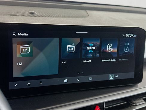 Used 2024 Kia Sorento S image 21