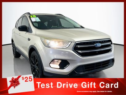 Used 2018 Ford Escape SE w/ SE Sport Appearance Package