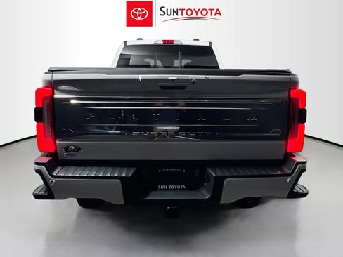 Used 2024 Ford F250 Platinum w/ Tremor Off-Road Package AWD/4WD image 5