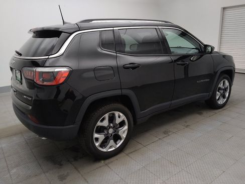 Used 2019 Jeep Compass Limited AWD/4WD image 10