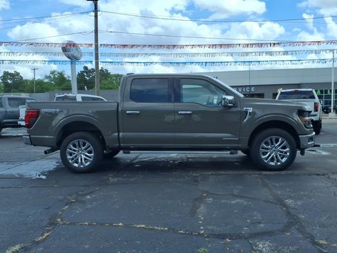Certified 2025 Ford F150 XLT w/ Equipment Group 302A MID AWD/4WD image 16