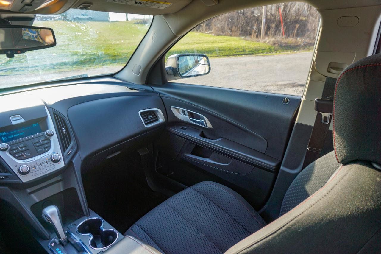 Used 2013 Chevrolet Equinox LS FWD image 23