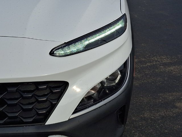 Used 2023 Hyundai Kona SEL AWD/4WD image 9