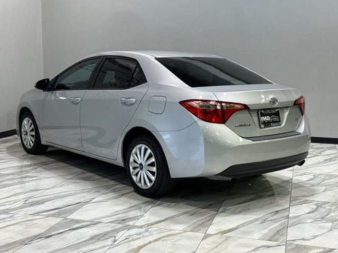 Used 2018 Toyota Corolla LE image 8