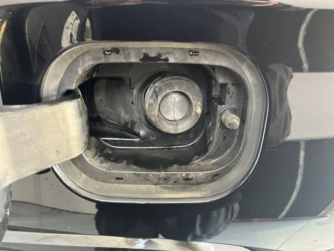 Used 2021 Chevrolet Traverse Premier w/ Redline Edition image 44