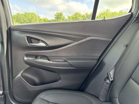 Used 2025 Buick Envista Sport Touring w/ Convenience I Package FWD image 15