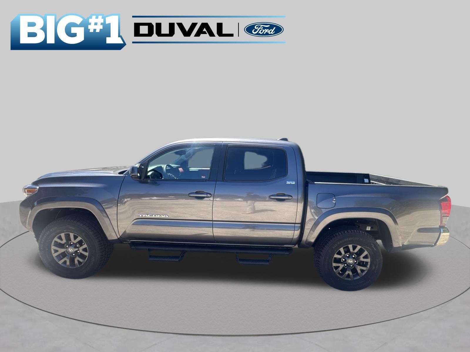 Used 2021 Toyota Tacoma SR5 RWD image 6
