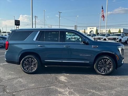 New 2026 GMC Yukon Elevation w/ Elevation Premium Package AWD/4WD image 14