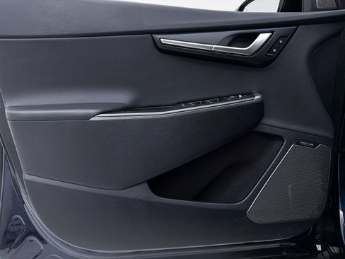 Used 2023 Kia EV6 Wind w/ Wind Technology Package image 19