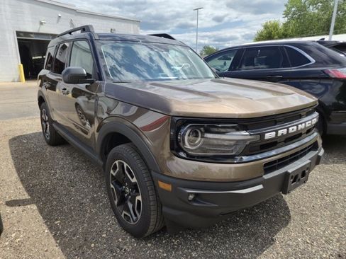 Used 2022 Ford Bronco Sport Outer Banks w/ Tech Package AWD/4WD image 1