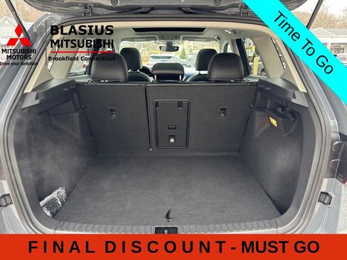 Used 2023 Volkswagen Taos SE AWD/4WD image 35