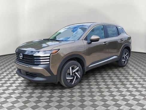 New 2026 Nissan Kicks SV FWD image 1