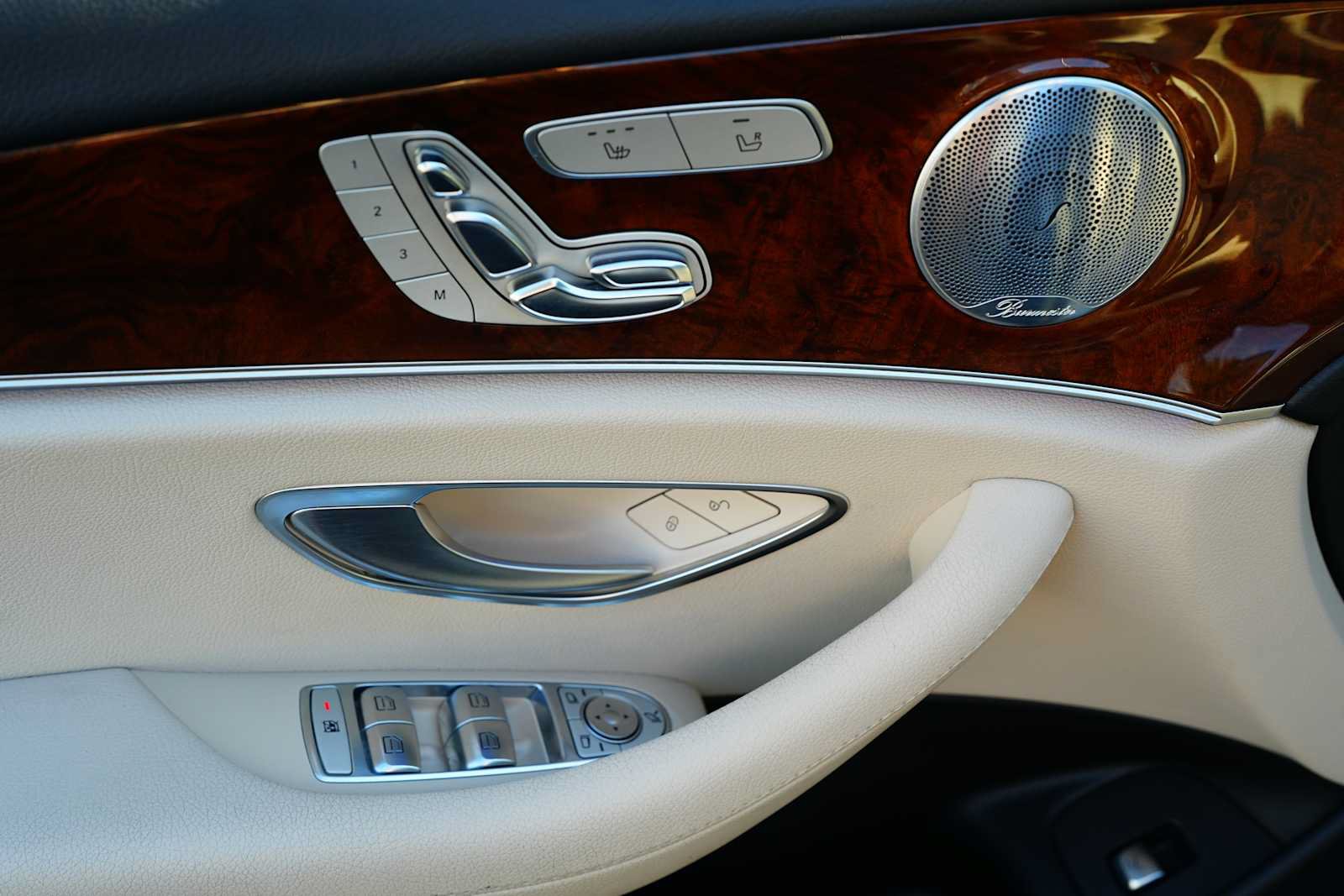 Used 2017 Mercedes-Benz E 300 4MATIC image 15