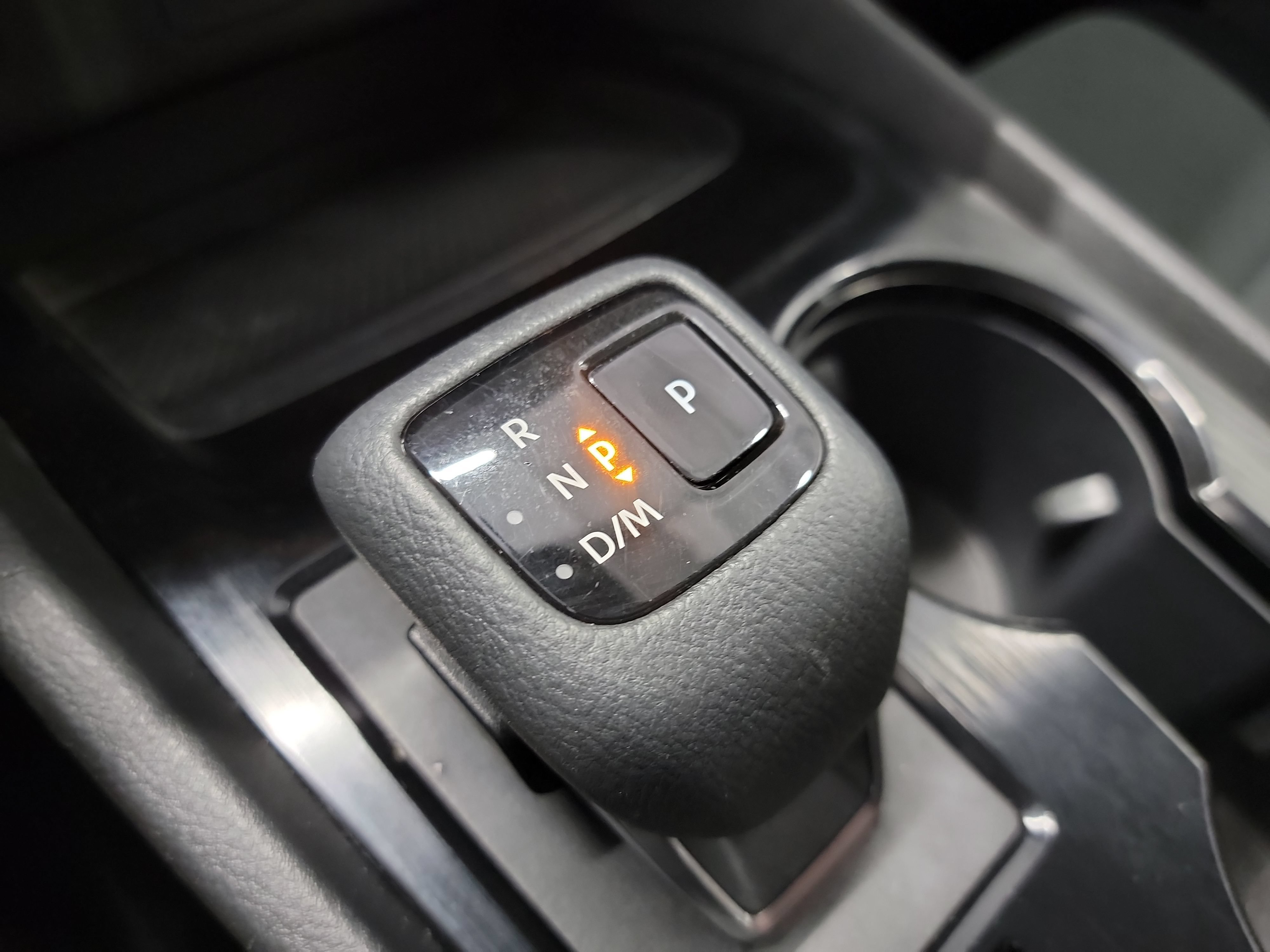 Used 2023 Nissan Rogue S FWD image 26