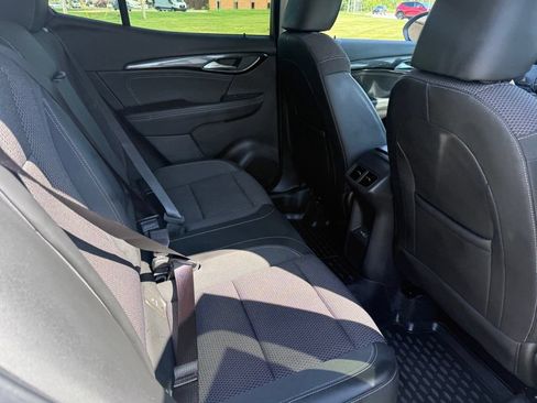 Used 2022 Buick Envision Preferred FWD image 17
