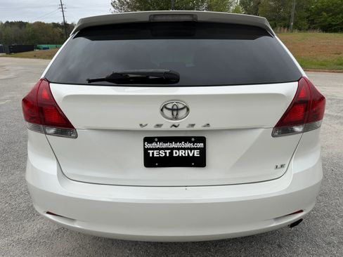 Used 2013 Toyota Venza LE FWD image 4