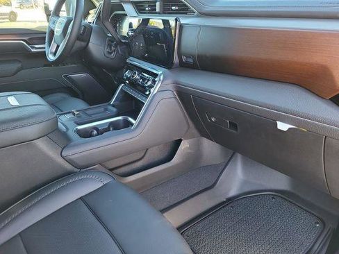 New 2026 GMC Sierra 2500 Denali w/ Denali Reserve Package image 18